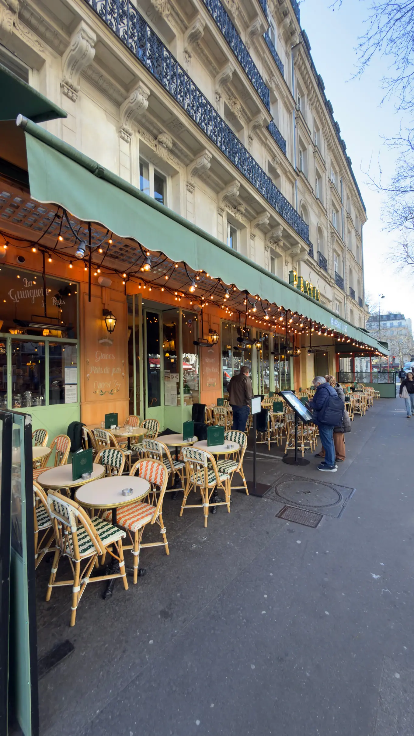 La façade de la Brasserie Pastis